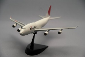 dsc01019 JAL CARGO 747-400F パーティングラインが目立つなあ