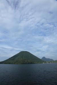 IMG_2297 榛名湖から見る榛名富士