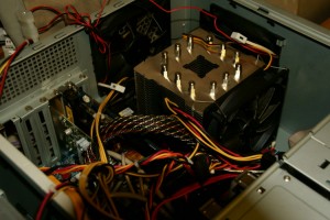 DSC01156 もう中身ぐちゃぐちゃ。なんていうか、狭いケースだと思うP180。