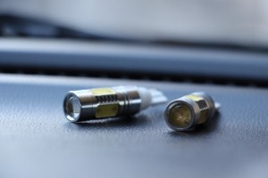 アルミ製なのはヒートシンク的な役割を持ってるからですな。