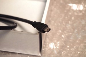 これってUSB2.0のminiBだよね。