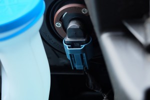 エンジンルームには余裕があるのですぐに見える