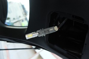 取りあえずこの状態で点灯テストする。